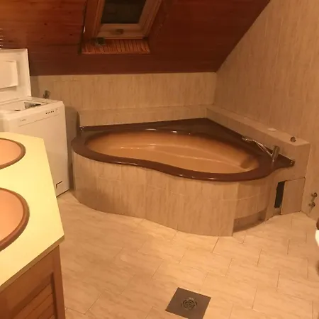 Mohi Private Lägenhet *